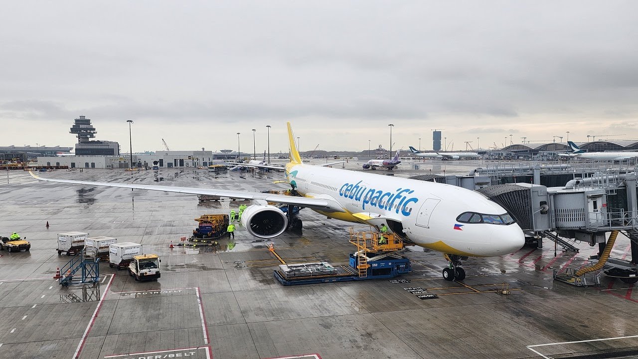 Cebu Pacific A330-900NEO Hong Kong To Manila 