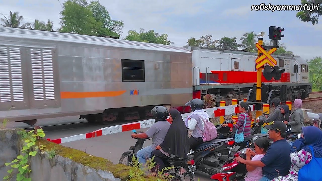 Palang Pintu Kereta Api | Railway Crossing Videos | Febuari2026 | Ka Sawunggalih