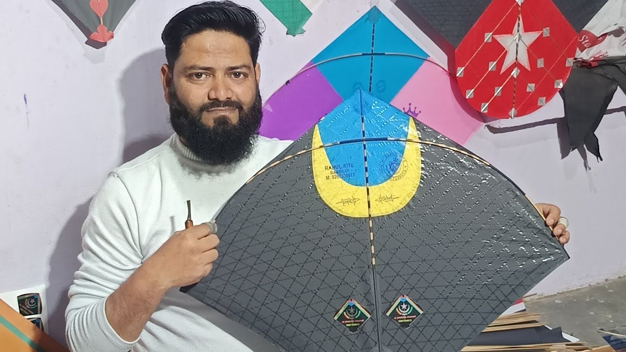 Rahul kite maker| BAREILLY| 🪁 chan wali patang banate huye 