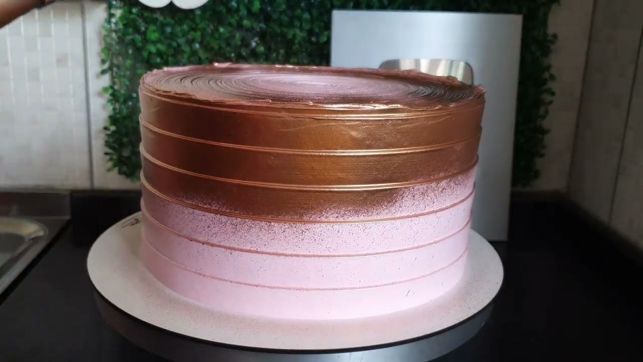BOLO FEMININO | ROSA E DOURADO ROSÉ/ROSE GOLD | ATELIÊ DOCE - LIDIANE OLIVEIRA