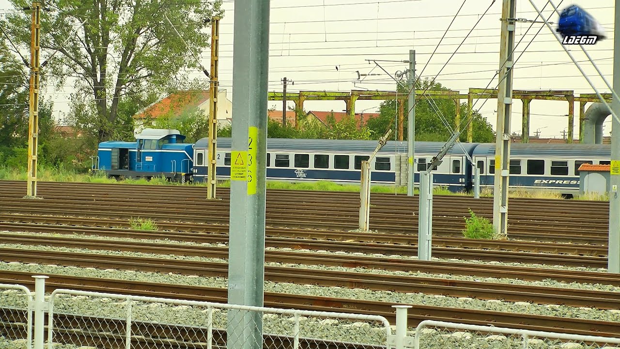 LDH45-207 la Manevra/Shunting in Astra Vagoane Calatori Arad - 04 September 2015