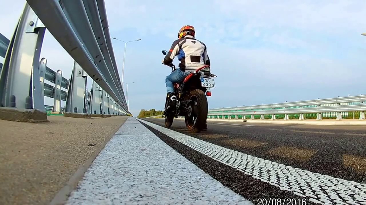 Zipp Tracker 250 - Akrapovic