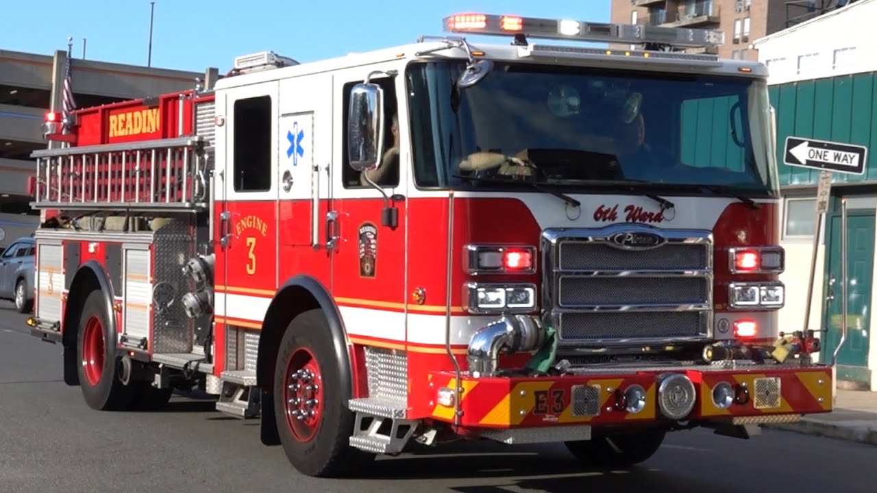 Reading Fire Department Engine 3 & Medic 8 Responding 8/23/25
