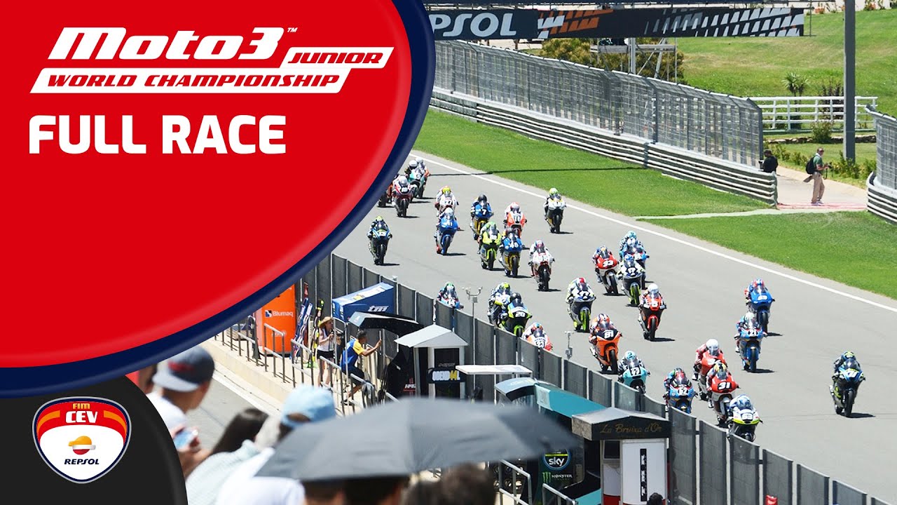 Full Race - Race 2 | Valencia  2017 | Moto3 | FIM CEV Repsol
