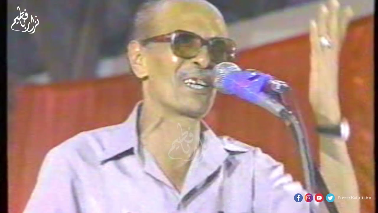 محمد بن شامخ  | عيني لغير جمالكم - مهرجان القمندان الثالث
