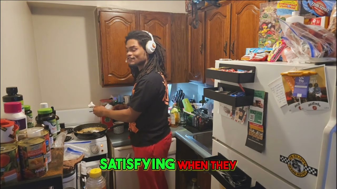 [YN]Rice Krispies with a lot of Accidental ASMR cause my fat mouth can't stop eating 