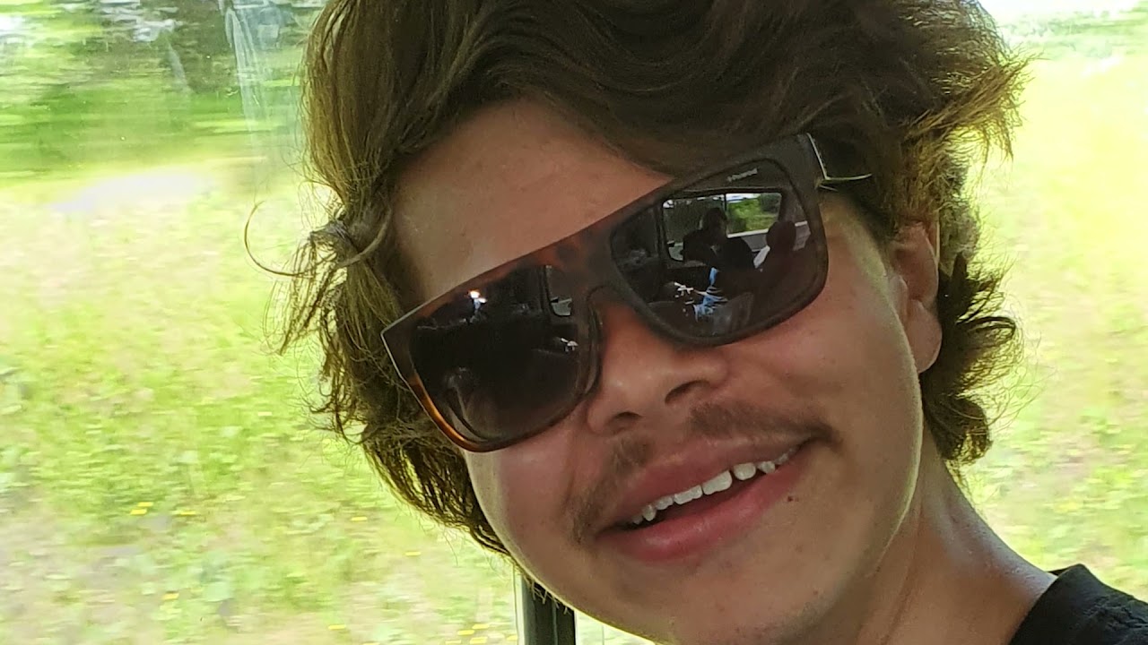 Driving home for Trekkspill - Musikkvideo