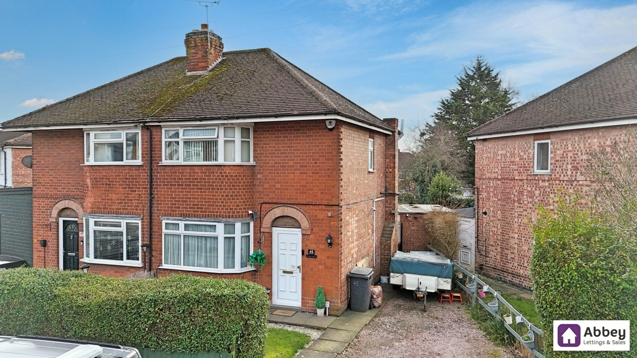 A two bedroom semi-detached home,Ideal for families or first-time buyers: FOR SALE