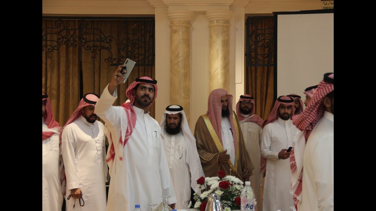 الحفل الخطابي والصور من حفل الدكتور : حاتم حمدي القريقري