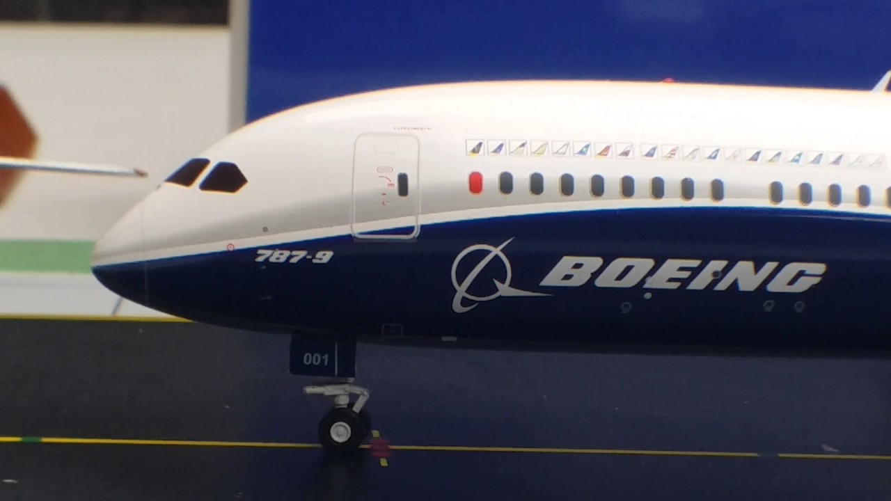 JC Wings 200 Boeing 787-9 Stretched Dreamliner(Dreamliner House Colors Livery)Review