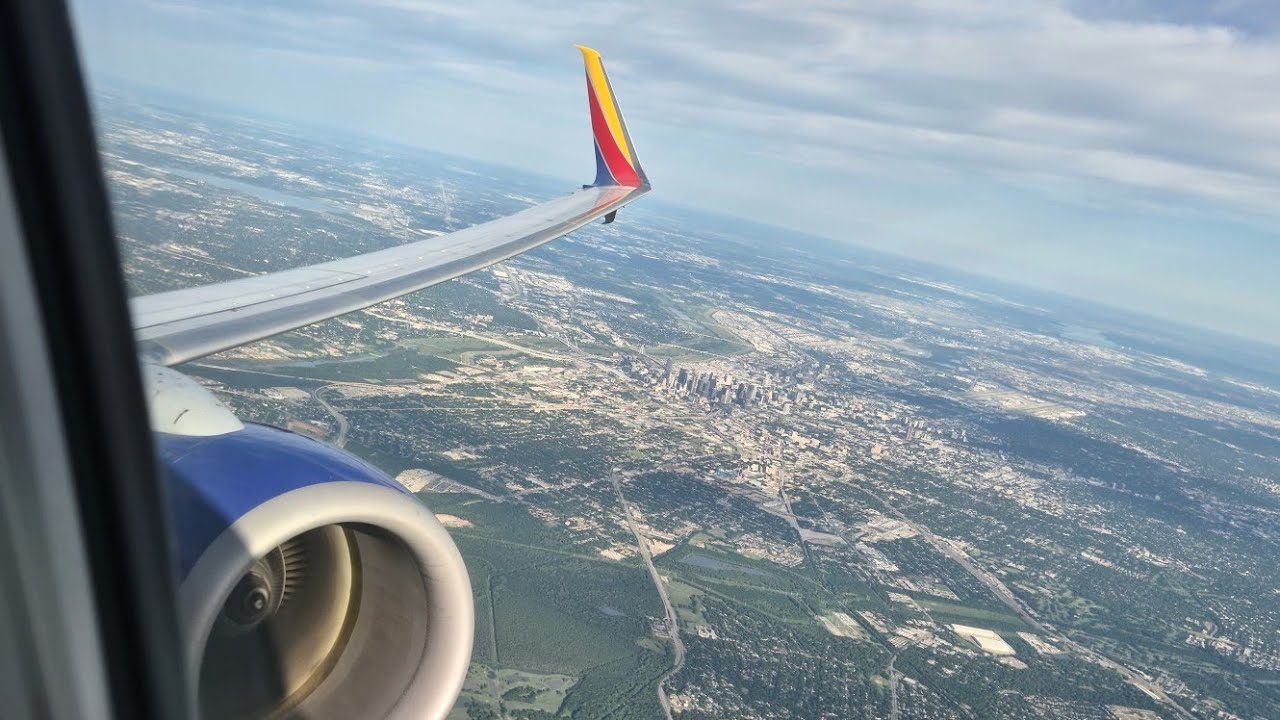 Morning Takeoff from Dallas Love Field Airport | 737-800