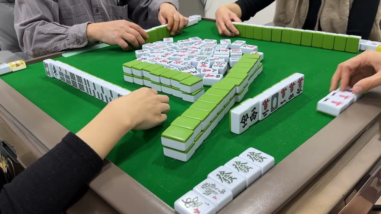 Mahjong264. 廣東牌10番512有花🀄️骰仔決定局四回之三：Con仔自摸十番收米😆