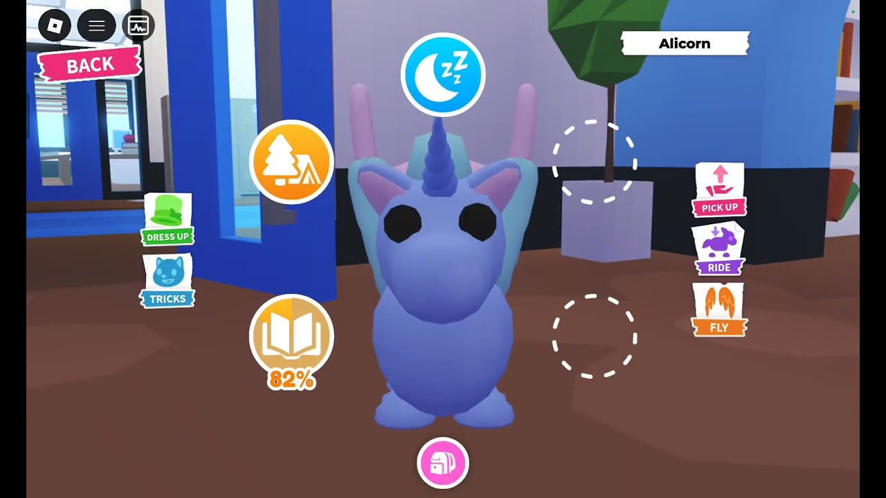 AnnaStar играю в игру Adopt me  