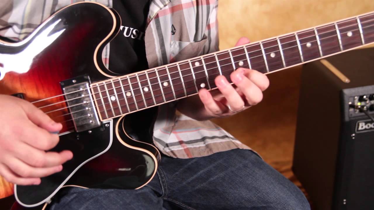 Blues Rock Soloing Lesson - Minor Pentatonic Scale - Playing up and down the entire neck