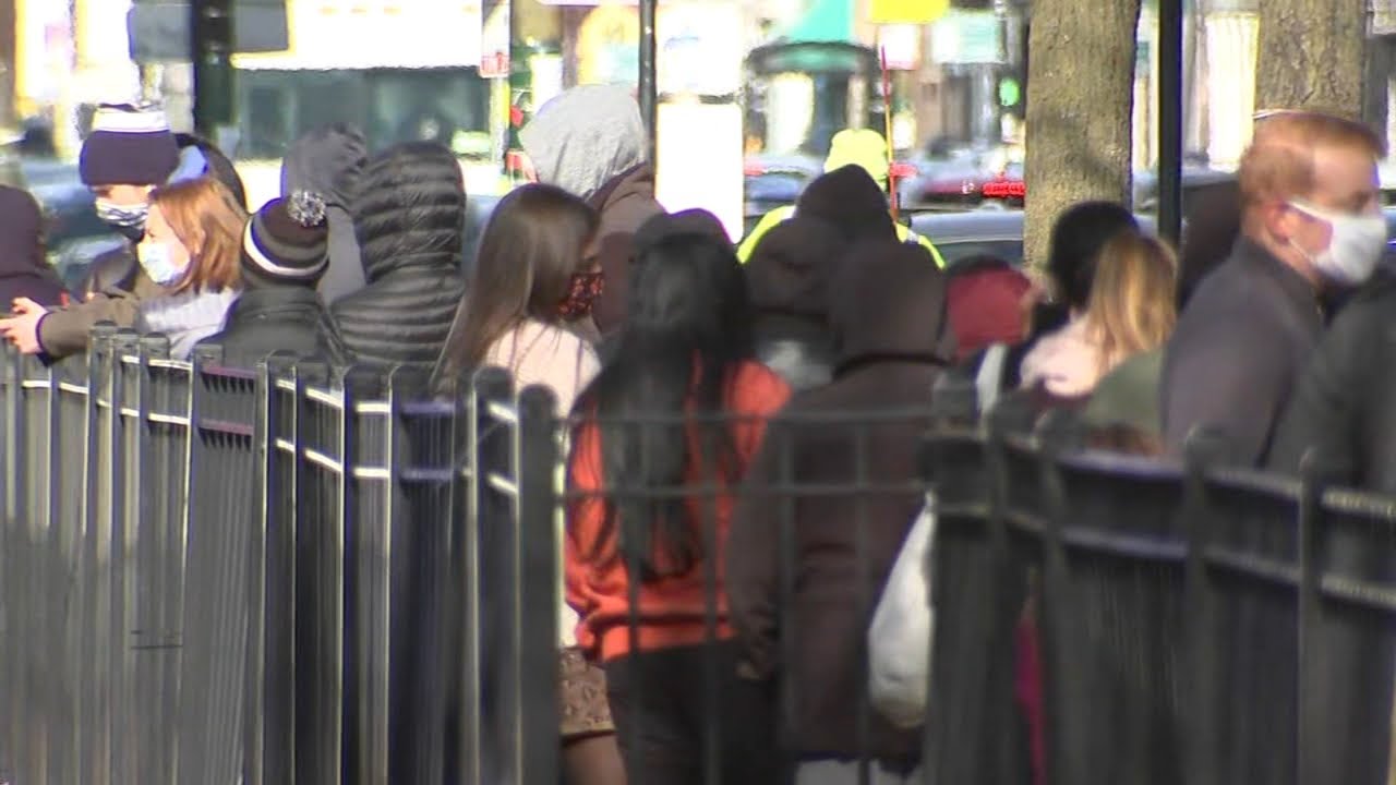 Heartbreak in Chicago's hardest hit spot as US COVID-19 deaths surpass 250K | ABC7 Chicago