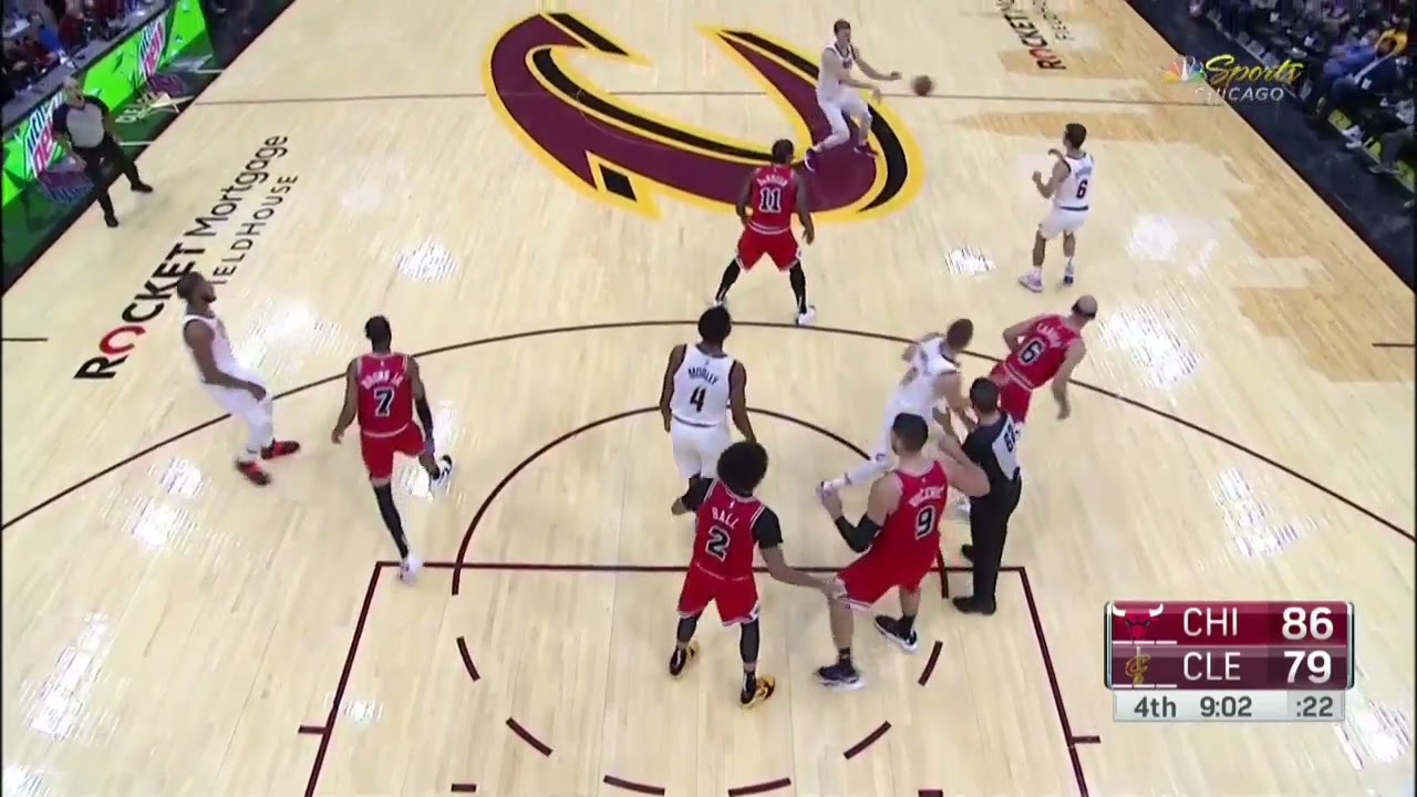Evan Mobley vs CHI 15 PTS 4 AST & D       10.10.21