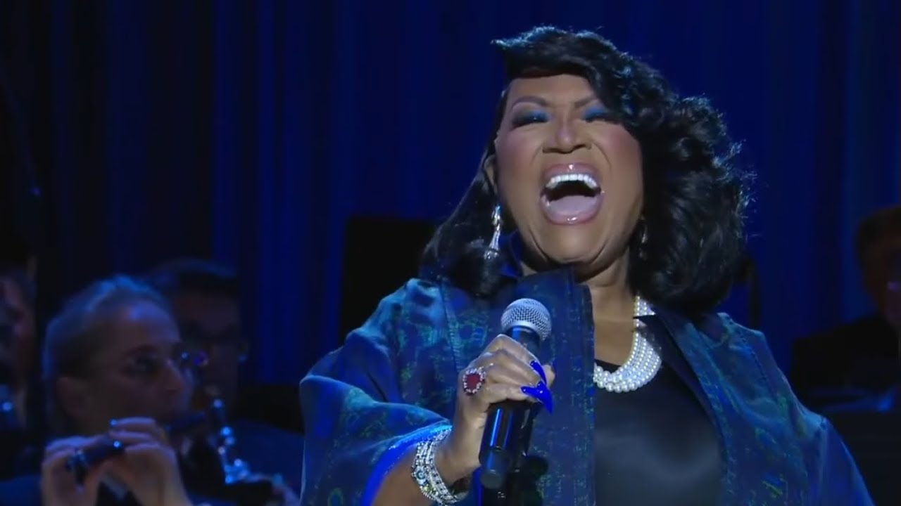 Patti Labelle - Somewhere over the rainbow (Victory at Sea Concert)