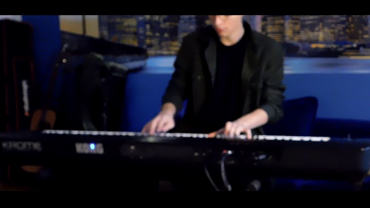 Marek Krzemiński - Skyfall (Piano Mix Improvisation)