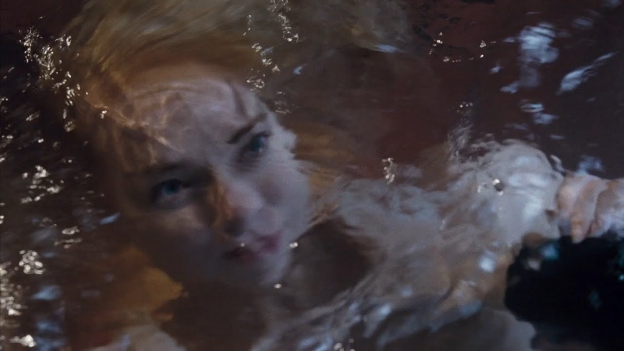 Film Stars Underwater 02 Movie Clips