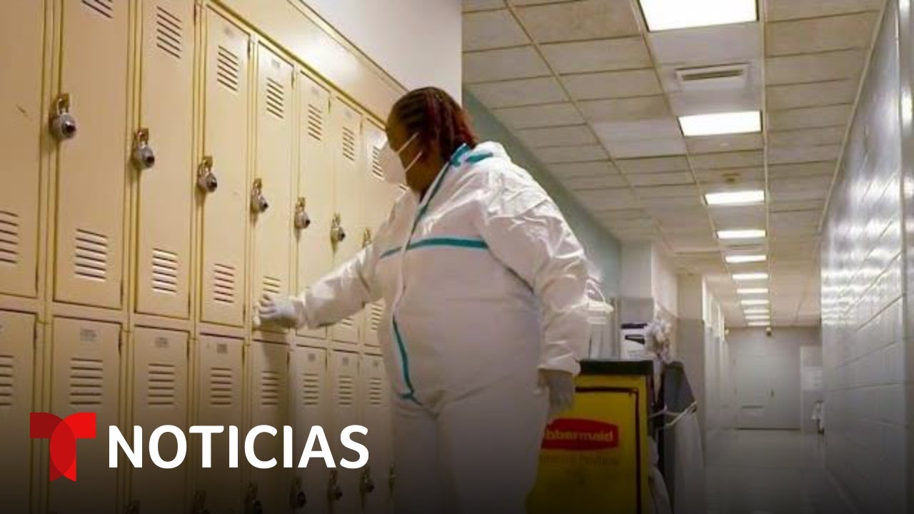 Así se limpian las escuelas de Nueva York | Noticias Telemundo