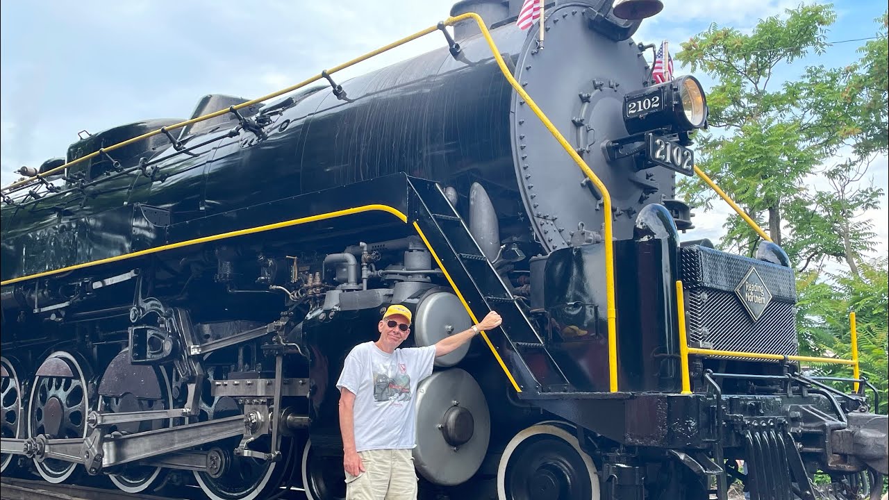 Chasing the mighty R&N #2102 from Reading Outer to Jim Thorpe and return. Awesome!!!! 7/2/22