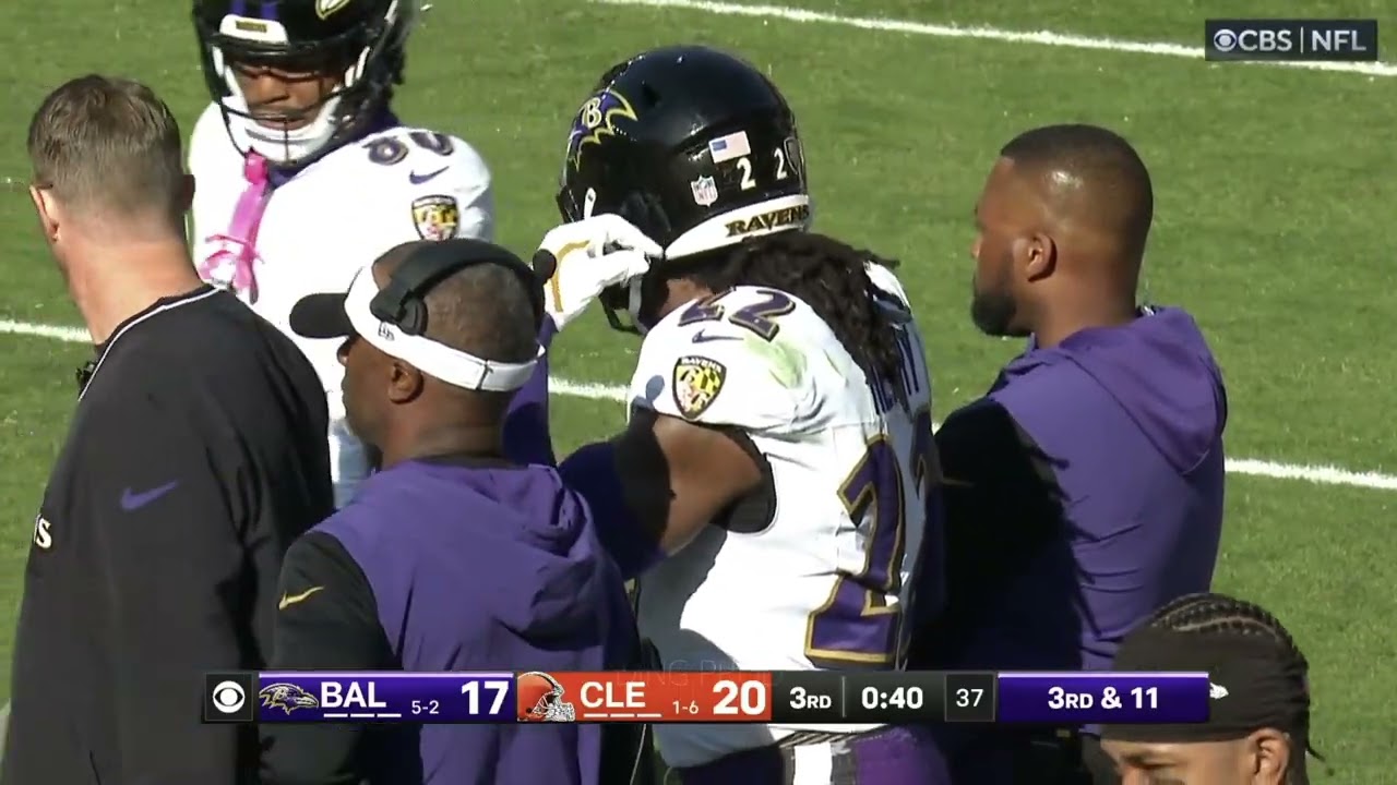 Jeremiah Owusu-Koramoah CARTED OFF Afer Big Derrick Henry Collision | Ravens vs Browns 2024