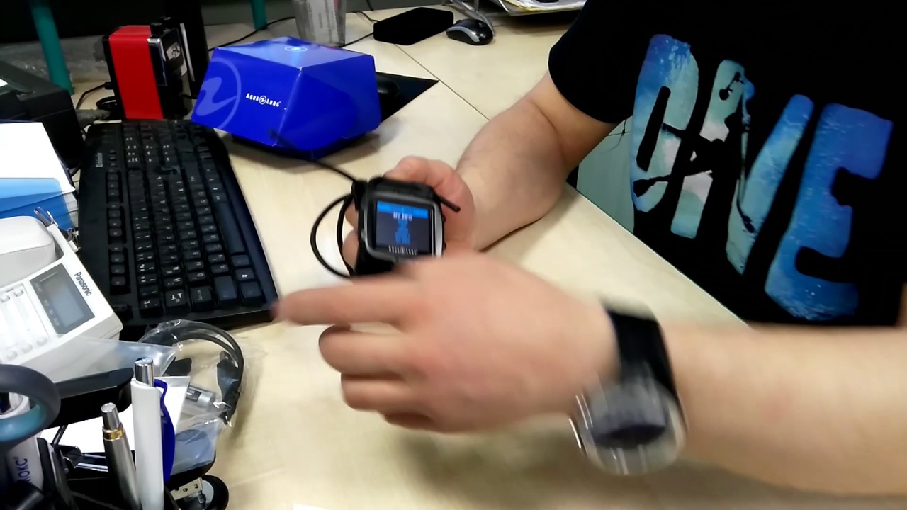 Распаковка компьютера для дайвинга Aqualung I750