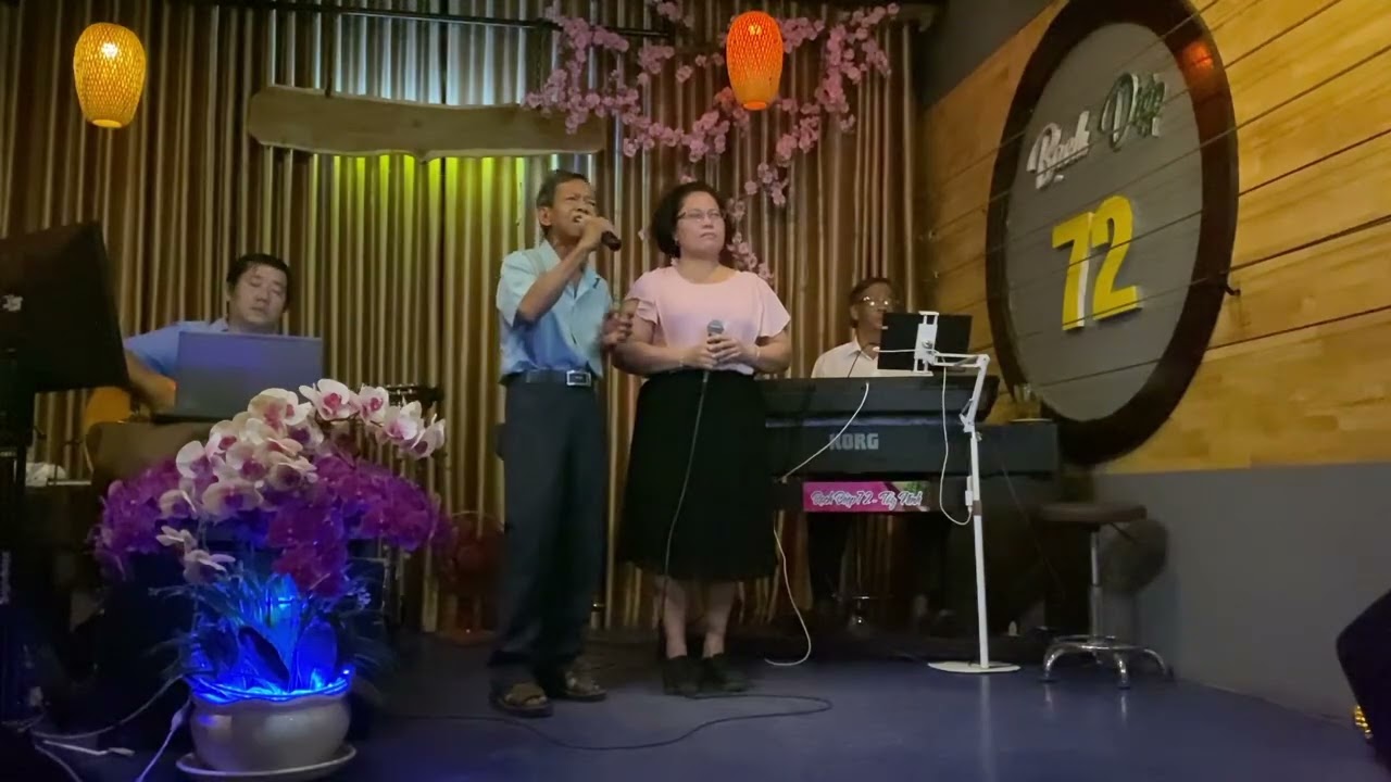 DẤU CHÂN KỶ NIỆM 