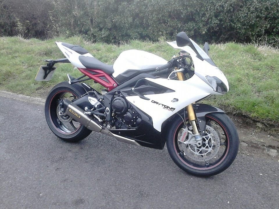 Ride review: Triumph DAYTONA 675R