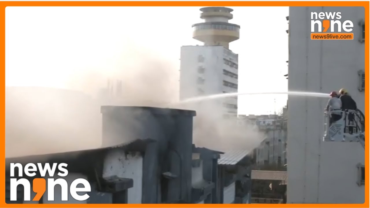 Gujarat : Fire Breaks Out at Shiv Shakti Textile Store in Surat | News9