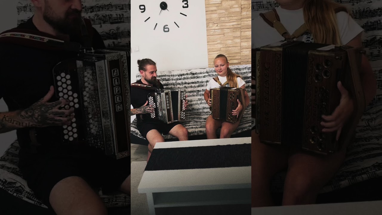 Viki #music #folk #folkmusic #dance #duet #acordeon #accordion #cover #folklore
