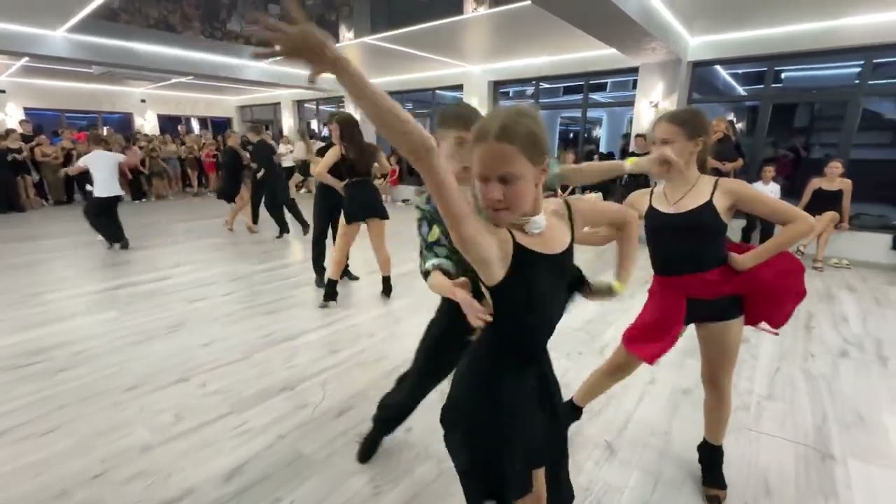 Karina & Zheka🔥🔥🔥Artem & Maria