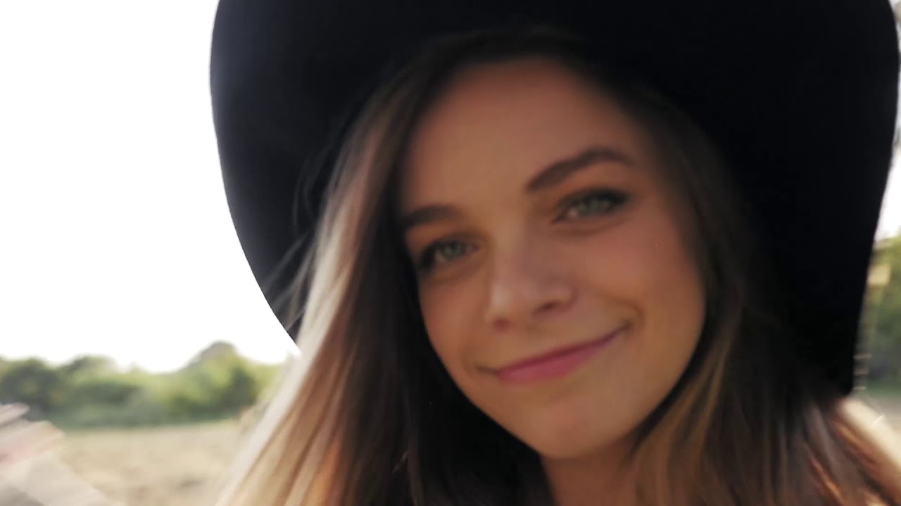Amy Tjasink  //  How To Say Sorry // Official Music Video