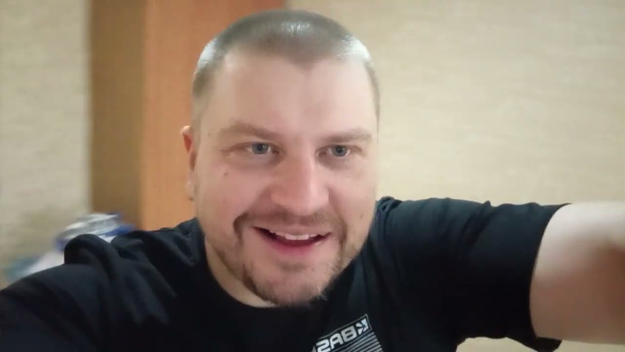 Больше 0,5л пива пьют только СВИНОТЫ И БЫДЛОСЫ. УМНЫЕ НЕ КУРЯТ. Пацан дело говорит