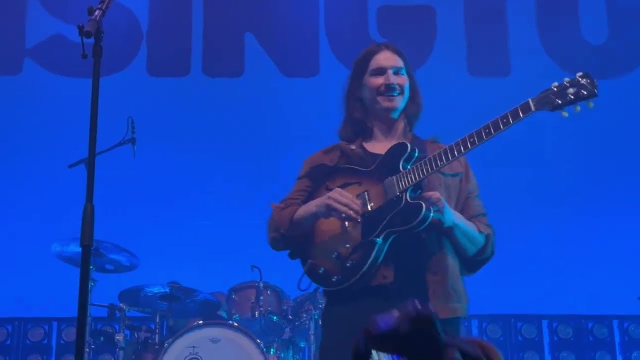 Kensington - Call You Home (unreleased) ~LIVE DEBUT~ [[Live at TivoliVredenburg Utrecht 14-04-2025]]