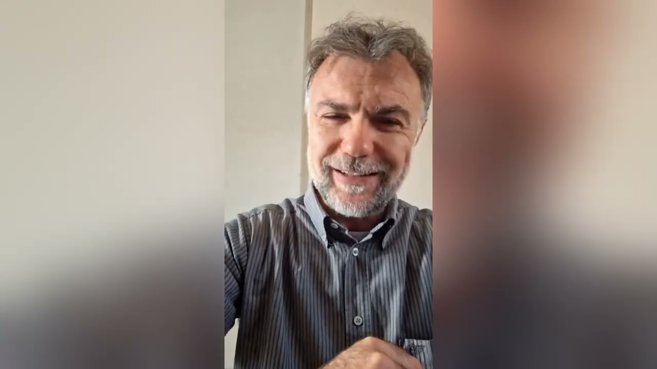 Oltre l'ombra dei colori: Carlo Morriello racconta la Napoli del 1892 tra arte e mistero