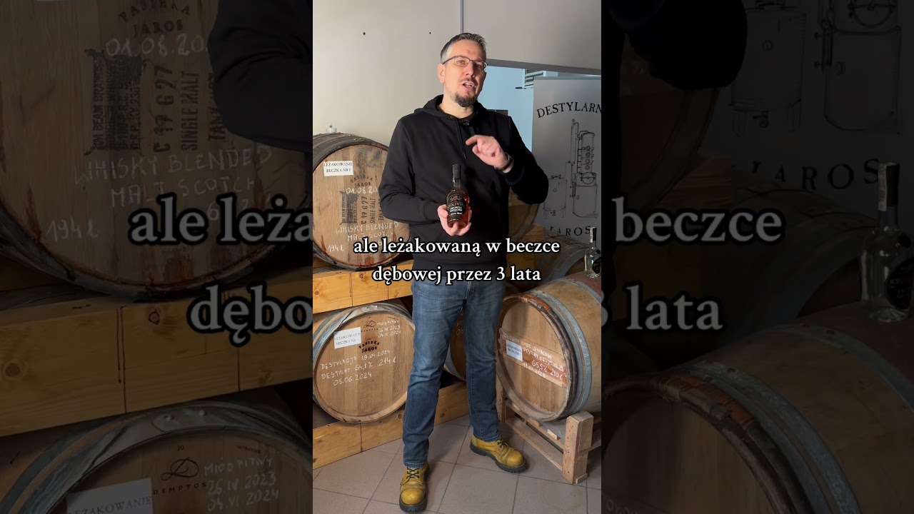 Okowita miodowa Kr&oacute;lewska - trzy lata leżakowana w beczce dębowej po miodzie pitnym