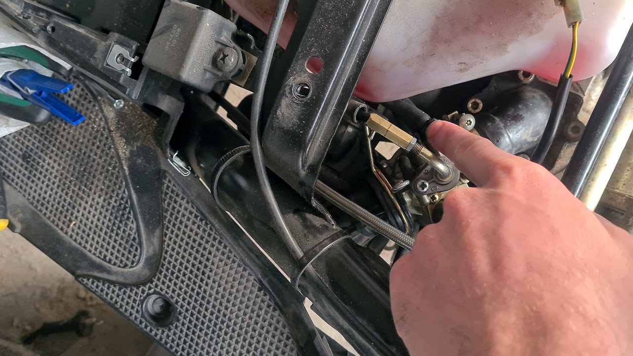Yamaha aerox gaśnie, czyszczenie gaźnika