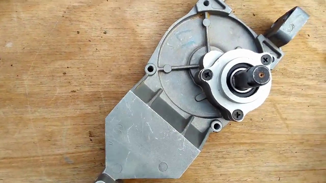 Makita MLT100 motor