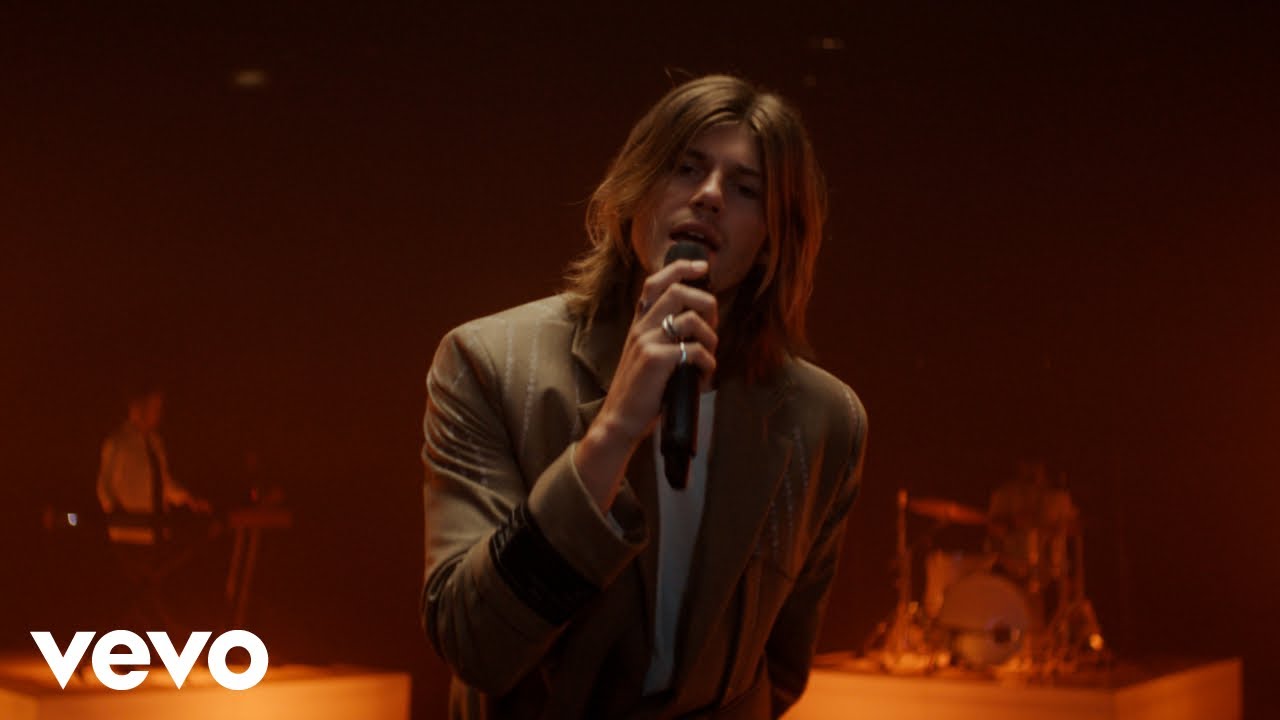 Ruel - GROWING UP IS _____ (Official Live Video)