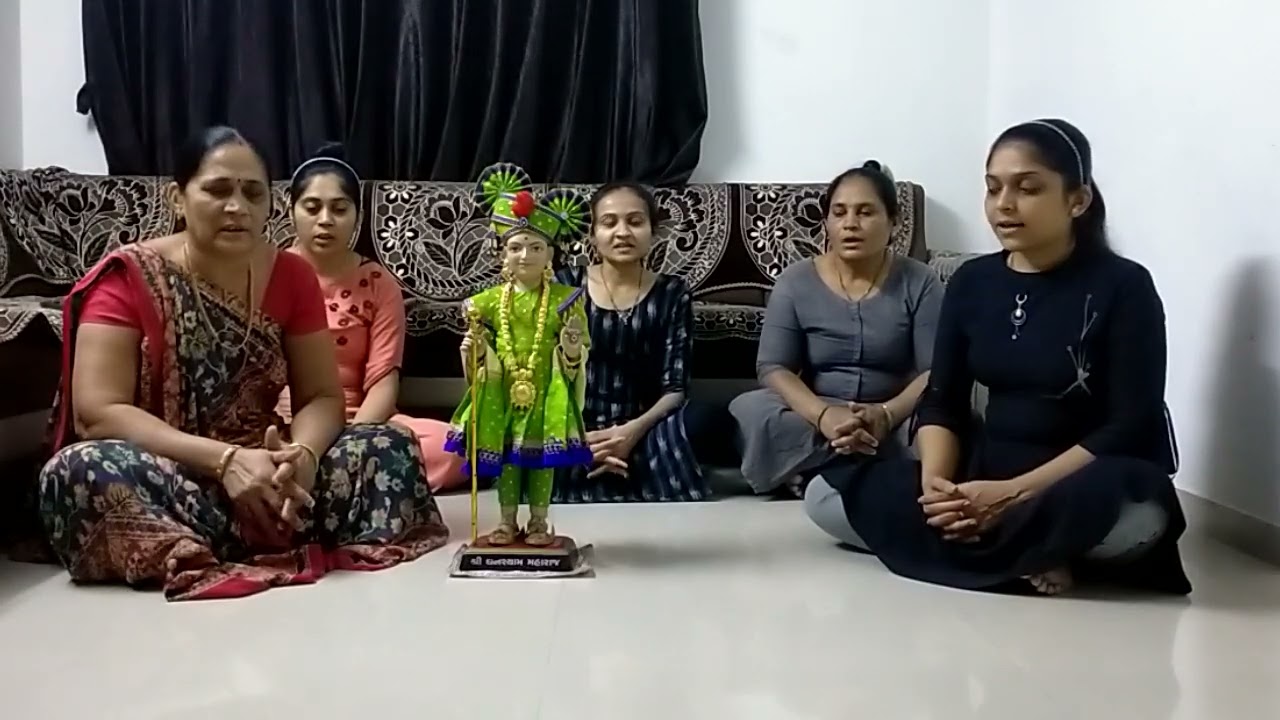 શ્રીજીમહારાજ આવજો મારે ઘેર...(લગન ગીત)... લગ્નગીત નીચે લખેલ છે.