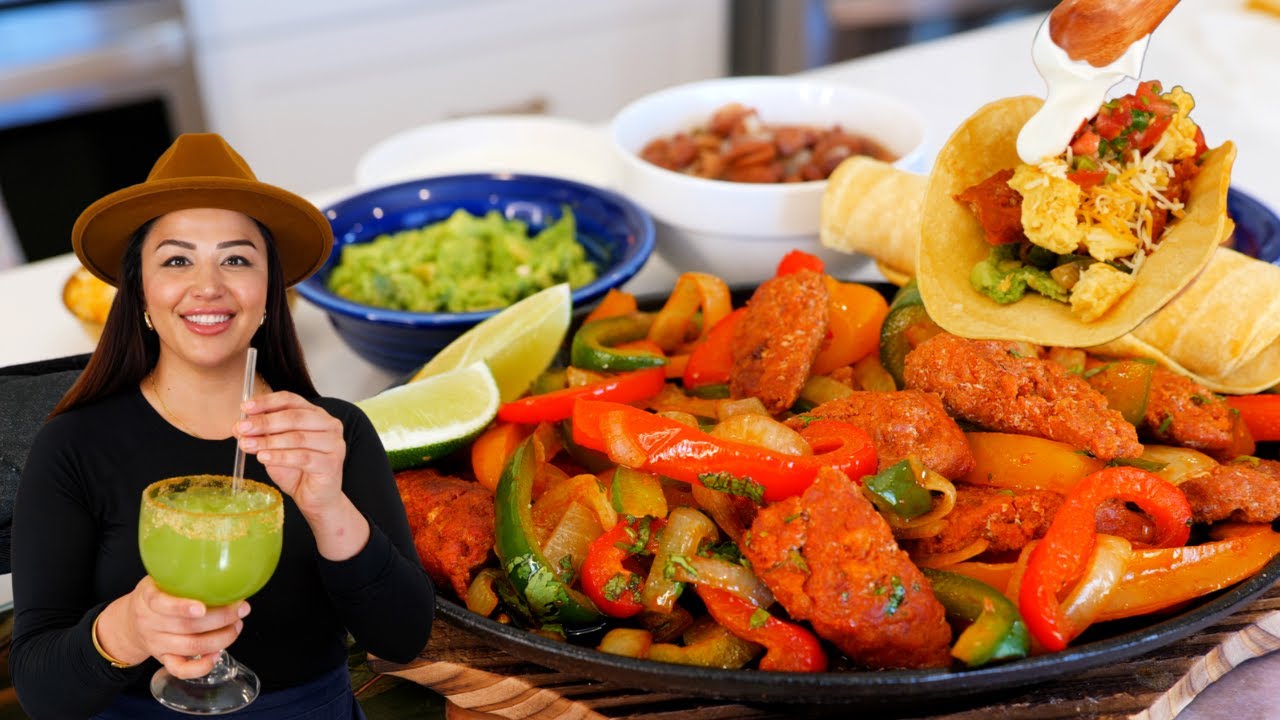 The Best BREAKFAST FAJITAS RECIPE, SAUSAGE & EGGS with all the FIXINGS!! Breakfast Tacos