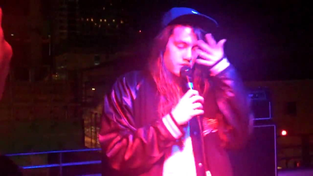 Salem - Trapdoor (Live at SXSW 03.18.10)