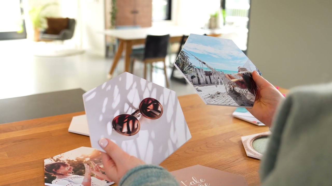 CusttomShapes® - die magnetische Fotowand - Sommer Commercial 2021