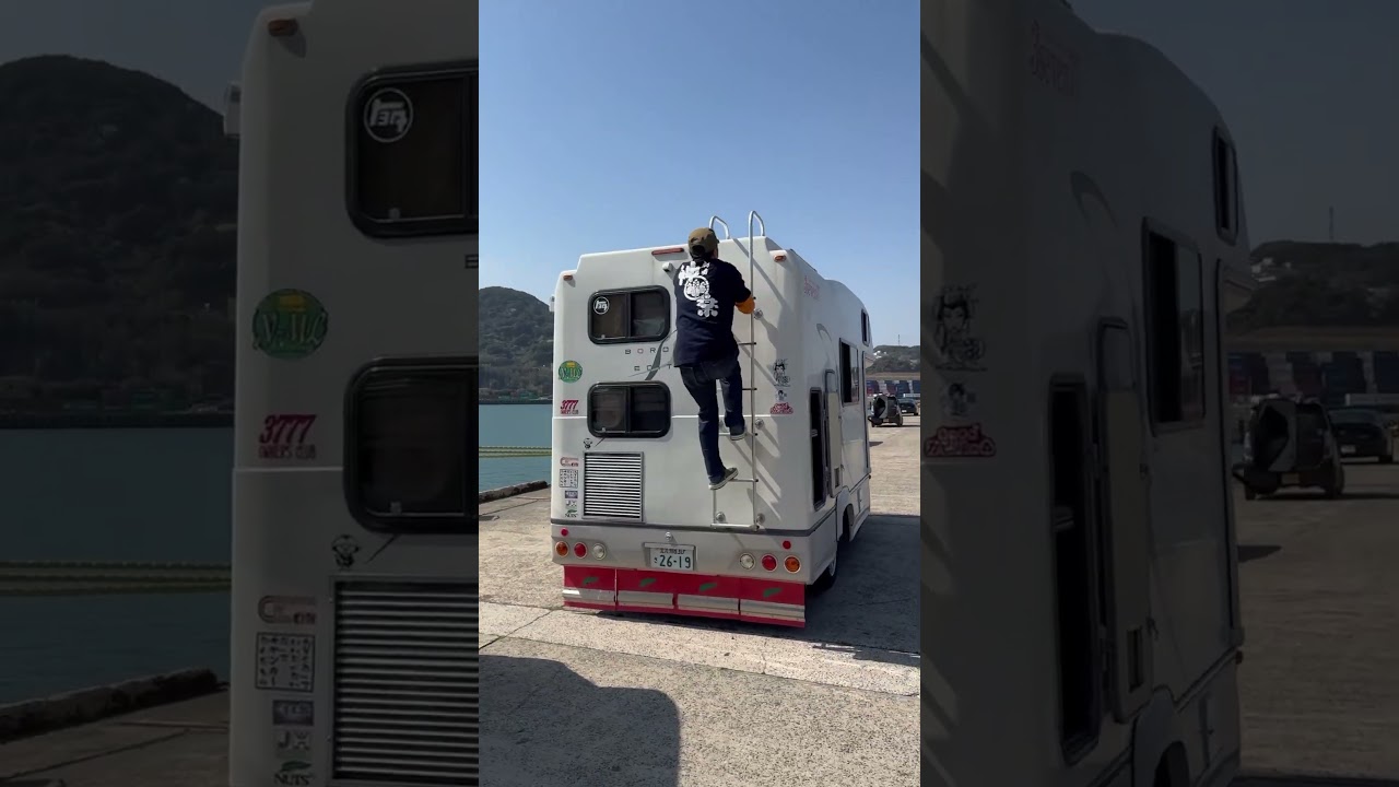 This is a used Japanese campervan. The world-famous Nuts RV. Japanese truck campervan.