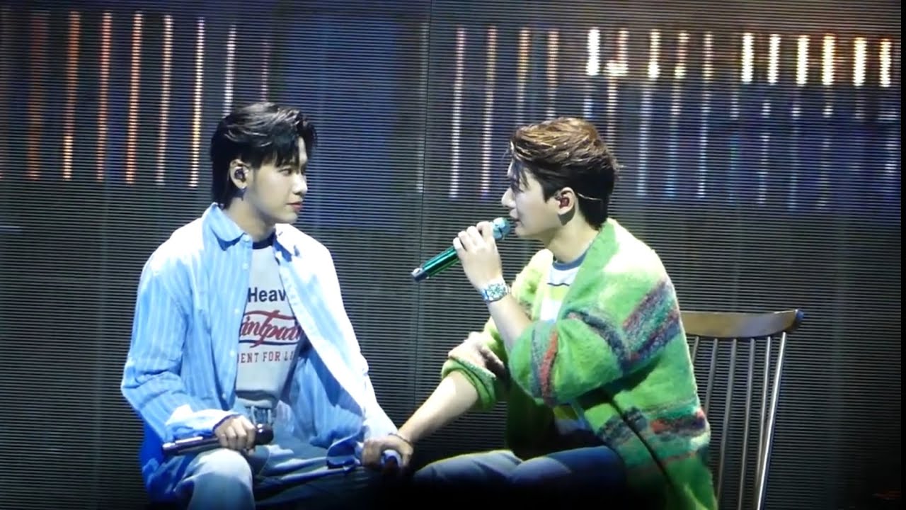 รักในสยาม คริส สิงโต (ซ่อนกลิ่น+แค่ในวันนั้น) @ PEBACA W(h)at A Concert