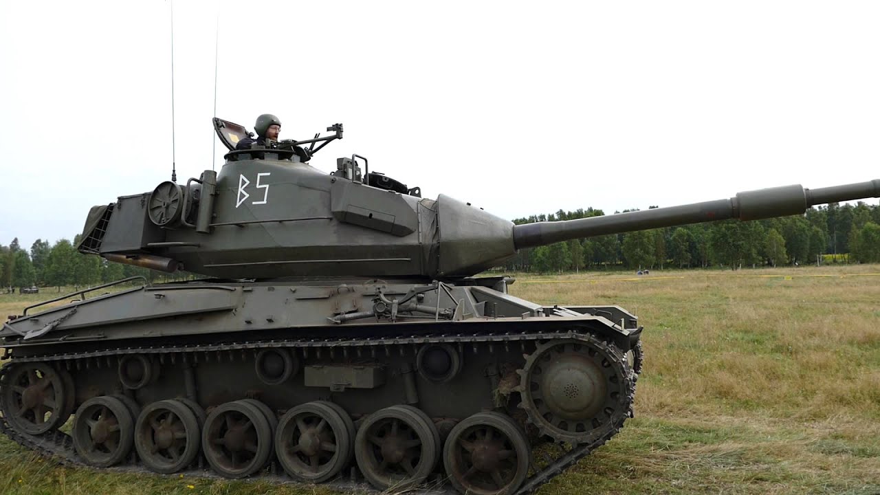 Strv M/74, M&ouml;ller&ouml;d 2015