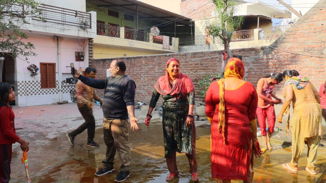 गाँव की होली || Pal Family Vlogs