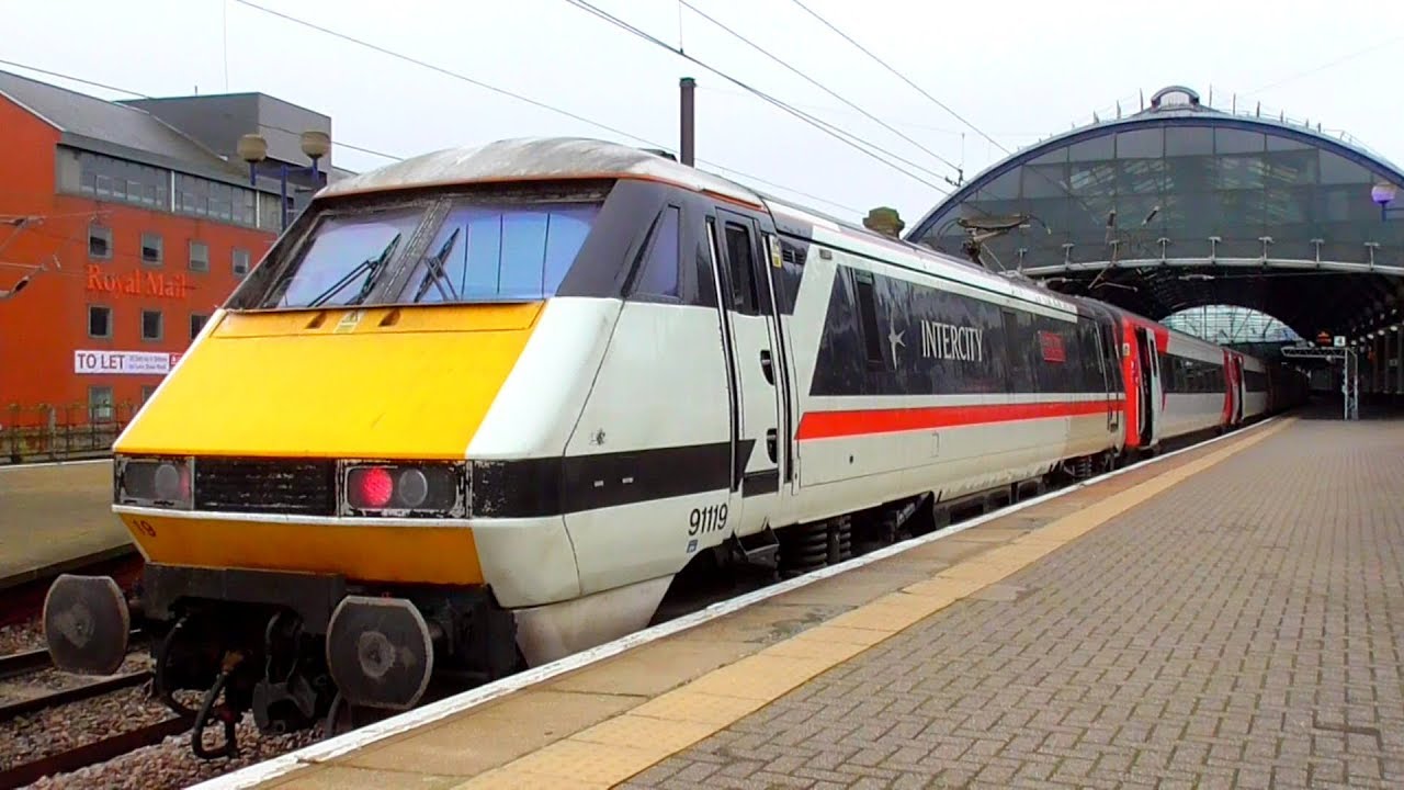 London North Eastern Railway (LNER) Class 91 IC225 Ride: London King's Cross to Newcastle - 05/10/19