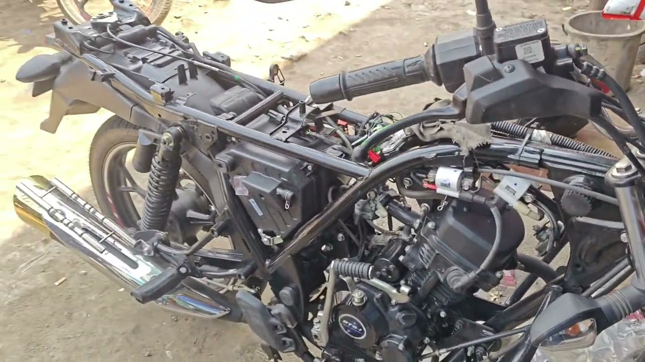 Discover 110 Master Servicing Bike Maintenance #Tips #apurbomotors #bikeservice 